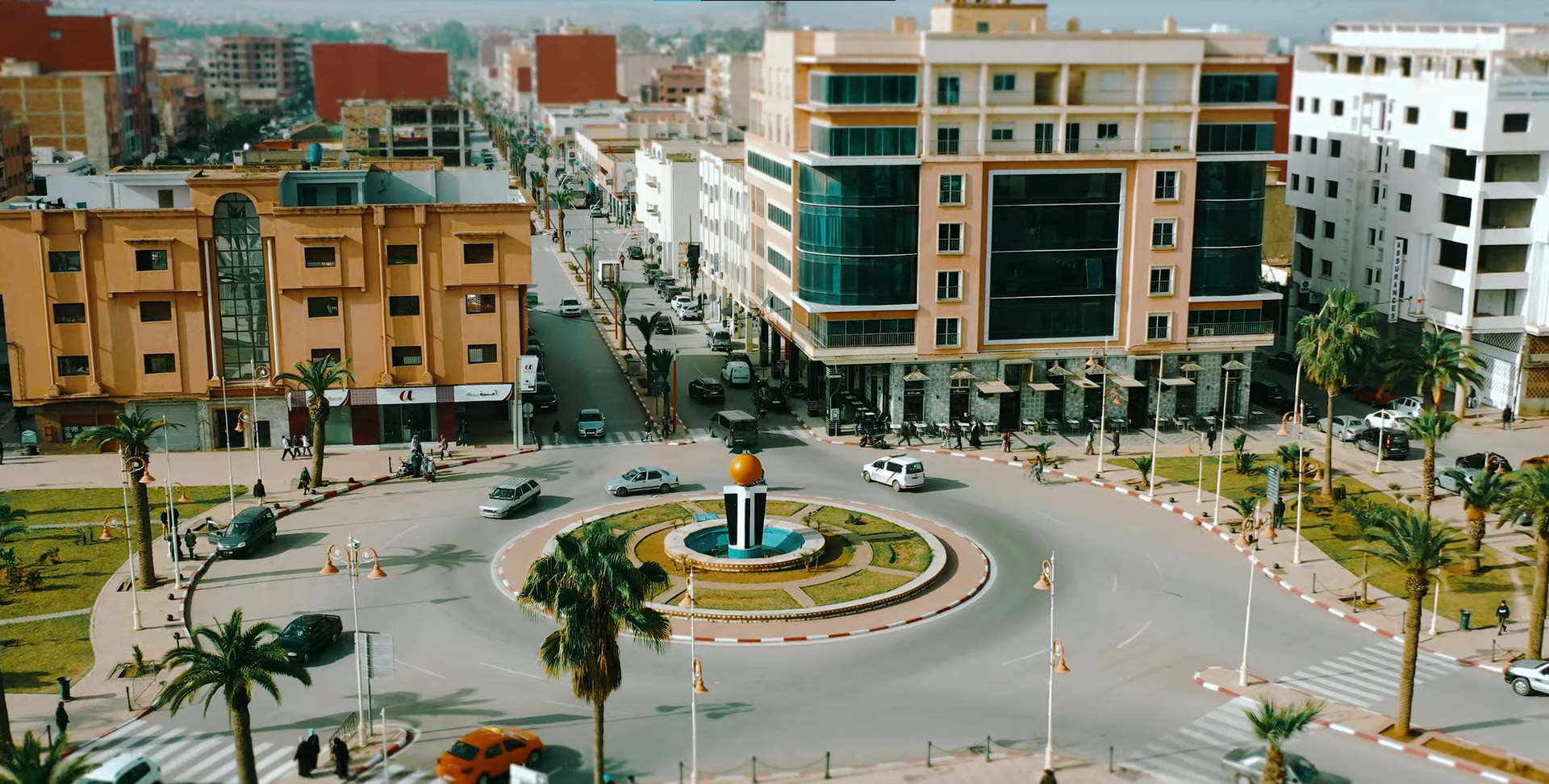 المدينة
